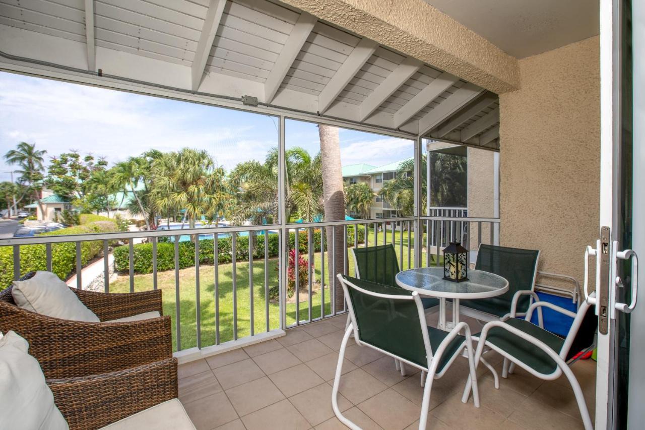 Beach Living At Plantation Village Blgs George Town Exterior photo