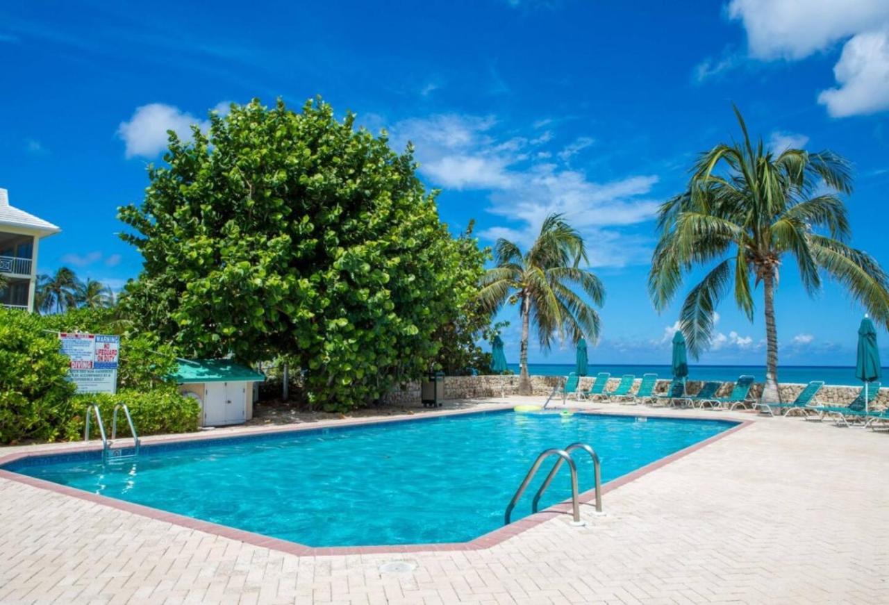 Beach Living At Plantation Village Blgs George Town Exterior photo